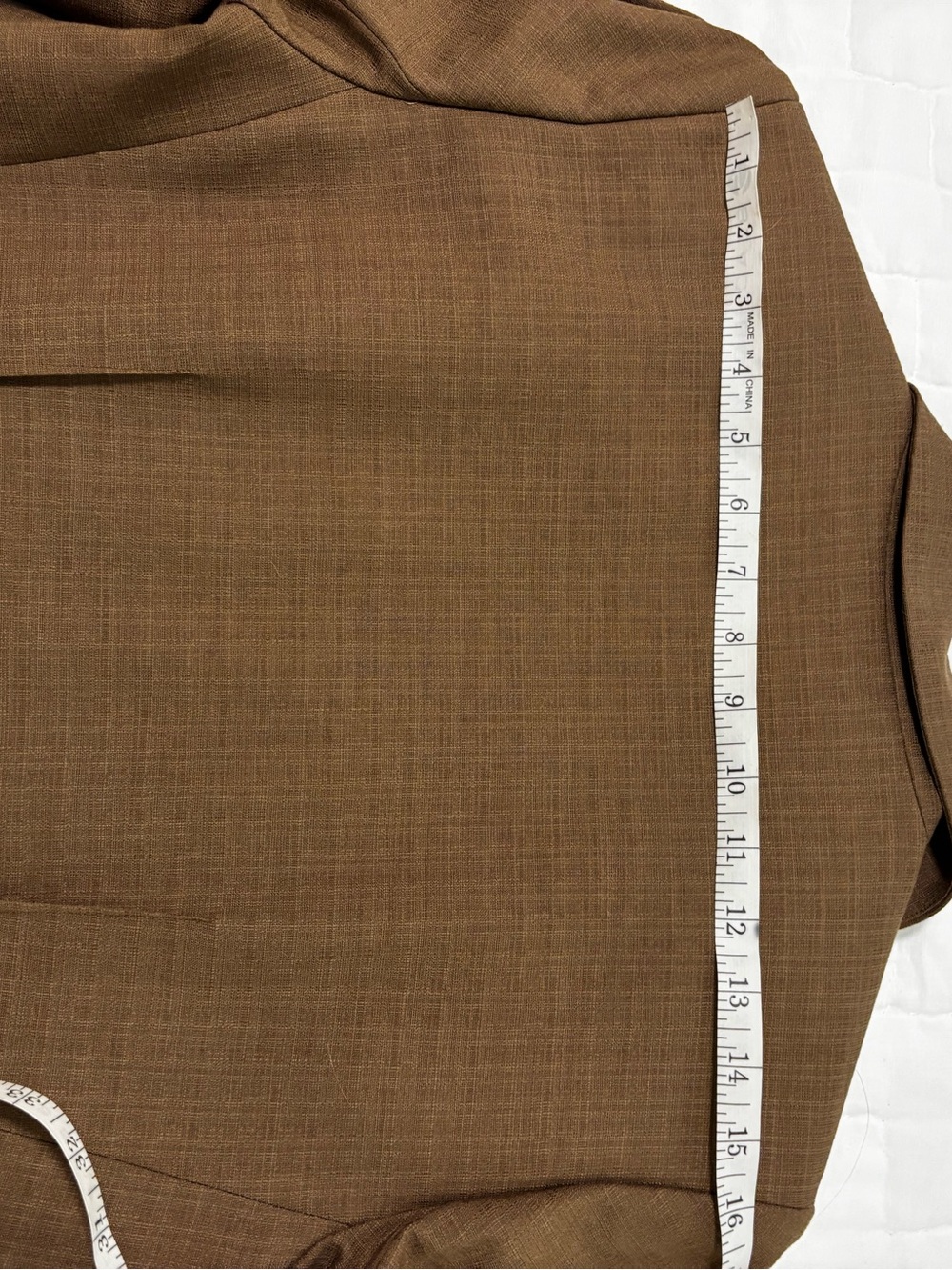 Elie Tahari Tan suit 10/8 - Picture 8 of 16